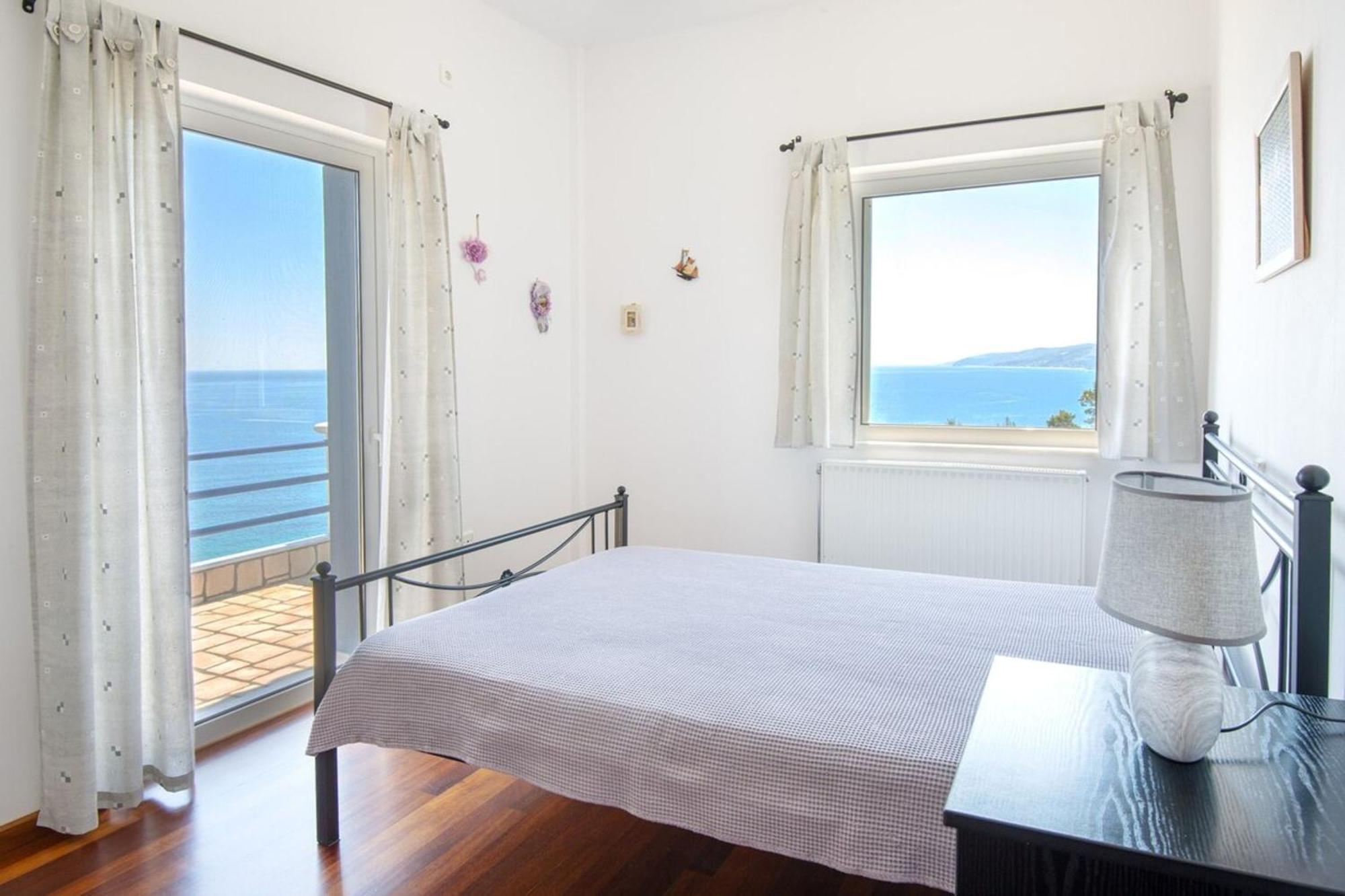 Blue Dream Seaside Villa With Superb Sea Views Кими Экстерьер фото