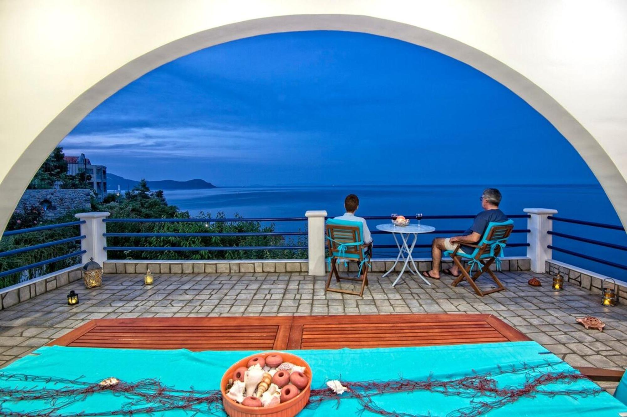 Blue Dream Seaside Villa With Superb Sea Views Кими Экстерьер фото
